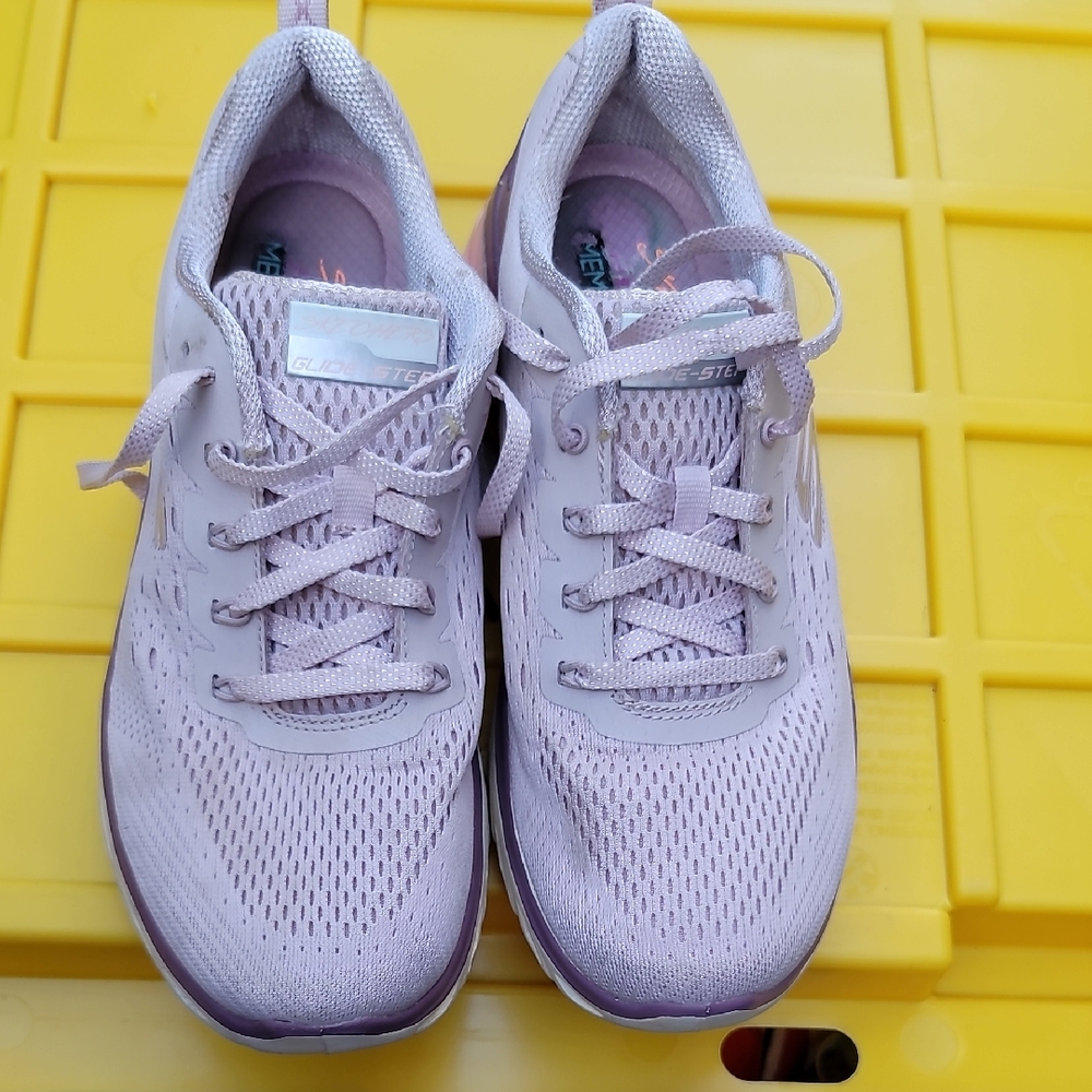 Skechers Women's Light Lavender Athletic Sneakers